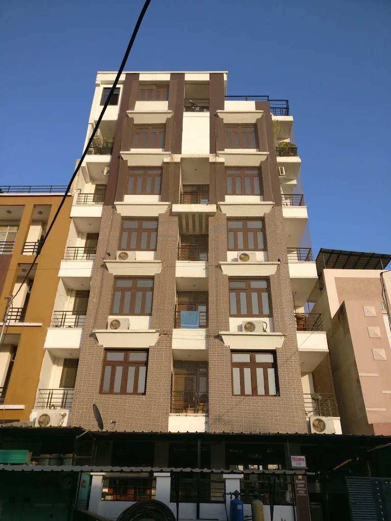 Triumph Home building, Kota